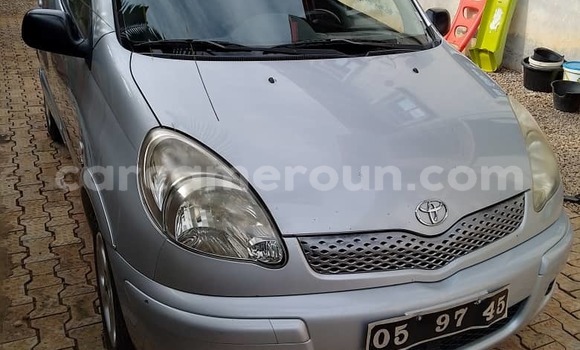 Acheter Occasion Voiture Toyota Verso Bleu à Yaoundé, Central Cameroon