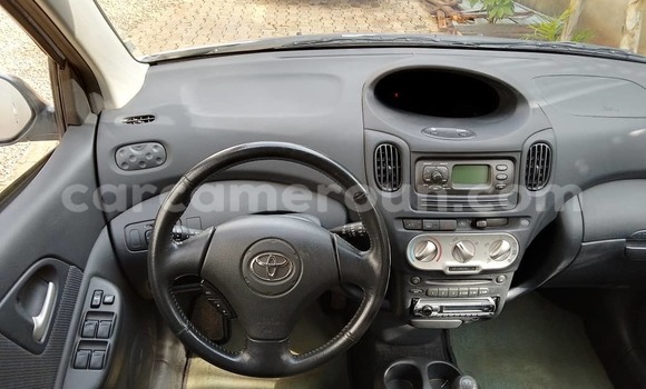 Sayi Na hannu Toyota Verso Blue Mota in Yaounde a Babban Kamaru Sayi Na hannu Toyota Verso Blue Mota in Yaounde a Babban Kamaru