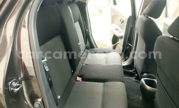 Sayi Na hannu Nissan Juke Black Mota in Douala a Ƙasar Kamaru Sayi Na hannu Nissan Juke Black Mota in Douala a Ƙasar Kamaru