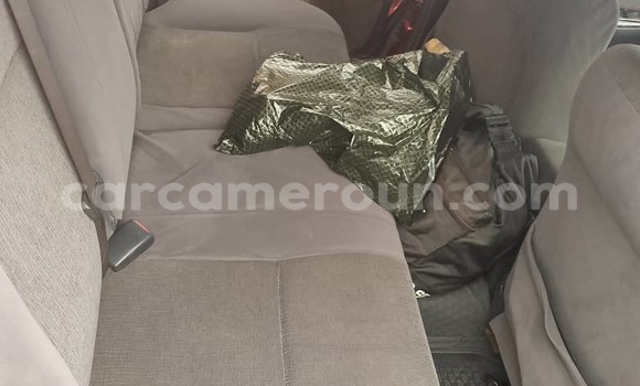 Sayi Sabo Toyota Corolla Sauran Mota in Douala a Ƙasar Kamaru Sayi Sabo Toyota Corolla Sauran Mota in Douala a Ƙasar Kamaru