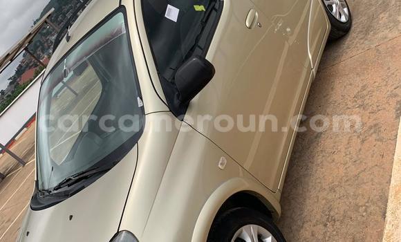 Sayi Sabo Toyota Yaris Verso Brown Mota in Yaounde a Babban Kamaru
