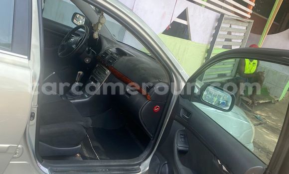 Sayi Na hannu Toyota Avensis Sauran Mota in Douala a Ƙasar Kamaru Sayi Na hannu Toyota Avensis Sauran Mota in Douala a Ƙasar Kamaru