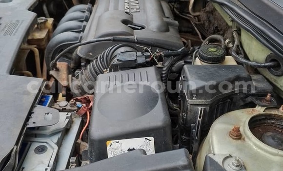 Sayi Na hannu Toyota Avensis Sauran Mota in Douala a Ƙasar Kamaru Sayi Na hannu Toyota Avensis Sauran Mota in Douala a Ƙasar Kamaru
