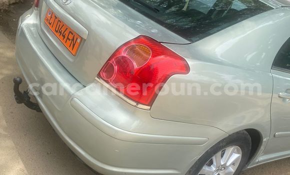 Sayi Na hannu Toyota Avensis Sauran Mota in Douala a Ƙasar Kamaru Sayi Na hannu Toyota Avensis Sauran Mota in Douala a Ƙasar Kamaru
