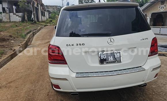 Sayi Sabo Mercedes‒Benz CLK-klasse AMG White Mota in Douala a Ƙasar Kamaru Sayi Sabo Mercedes‒Benz CLK-klasse AMG White Mota in Douala a Ƙasar Kamaru