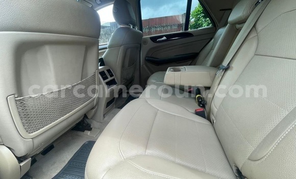 Sayi Sabo Toyota Yaris Sauran Mota in Douala a Ƙasar Kamaru Sayi Sabo Toyota Yaris Sauran Mota in Douala a Ƙasar Kamaru