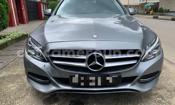 Acheter Import Voiture Mercedes‒Benz C–Class Gris à Douala, Littoral Cameroon