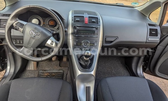 Buy Used Aurus Senat Beige Car in Yaounde in Central Cameroon