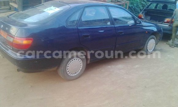 Acheter Occasion Voiture Toyota Carina Bleu à Douala, Littoral Cameroon Acheter Occasion Voiture Toyota Carina Bleu à Douala, Littoral Cameroon