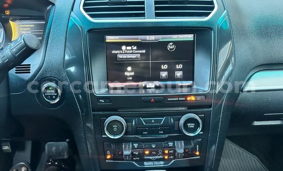 Acheter Import Voiture Ford Explorer Gris à Yaoundé, Central Cameroon Acheter Import Voiture Ford Explorer Gris à Yaoundé, Central Cameroon