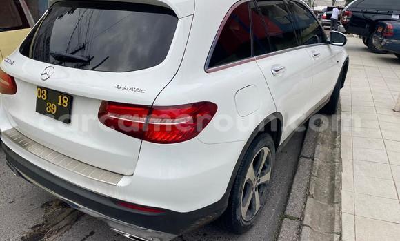 Acheter Neuf Voiture Mercedes‒Benz GLC Blanc à Douala, Littoral Cameroon Acheter Neuf Voiture Mercedes‒Benz GLC Blanc à Douala, Littoral Cameroon