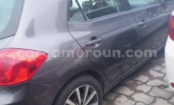 Sayi Sabo Toyota Auris Black Mota in Douala a Ƙasar Kamaru Sayi Sabo Toyota Auris Black Mota in Douala a Ƙasar Kamaru