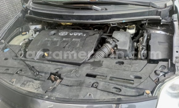 Sayi Sabo Toyota Auris Black Mota in Douala a Ƙasar Kamaru Sayi Sabo Toyota Auris Black Mota in Douala a Ƙasar Kamaru