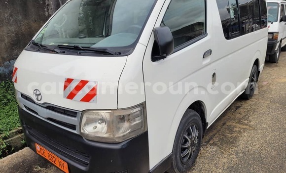 Acheter Occasion Voiture Toyota Hiace Blanc à Douala, Littoral Cameroon