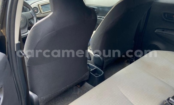 Acheter Import Voiture Toyota Vitz Noir à Douala, Littoral Cameroon Acheter Import Voiture Toyota Vitz Noir à Douala, Littoral Cameroon