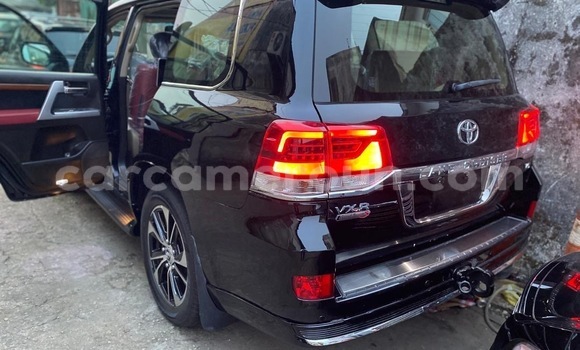 Buy Import Toyota Land Cruiser Black Car in Douala in Littoral Cameroon Buy Import Toyota Land Cruiser Black Car in Douala in Littoral Cameroon