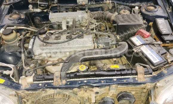 Sayi Na hannu Toyota Starlet Green Mota in Garoua a North Kamaru Sayi Na hannu Toyota Starlet Green Mota in Garoua a North Kamaru