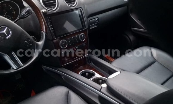 Acheter Import Voiture Mercedes‒Benz ML–Class Blanc à Douala, Littoral Cameroon Acheter Import Voiture Mercedes‒Benz ML–Class Blanc à Douala, Littoral Cameroon