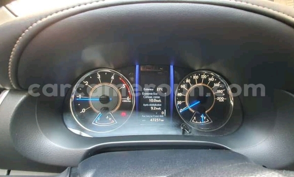 Sayi Na hannu Toyota Fortuner Black Mota in Douala a Ƙasar Kamaru Sayi Na hannu Toyota Fortuner Black Mota in Douala a Ƙasar Kamaru