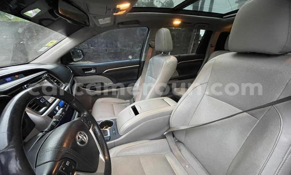 Acheter Occasion Voiture Toyota Highlander Noir à Douala, Littoral Cameroon Acheter Occasion Voiture Toyota Highlander Noir à Douala, Littoral Cameroon