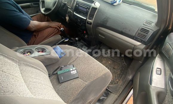 Sayi Na hannu Toyota Prado Black Mota in Yaounde a Babban Kamaru Sayi Na hannu Toyota Prado Black Mota in Yaounde a Babban Kamaru