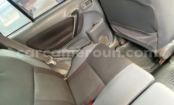 Acheter Occasion Voiture Toyota RAV4 Noir à Yaoundé, Central Cameroon Acheter Occasion Voiture Toyota RAV4 Noir à Yaoundé, Central Cameroon