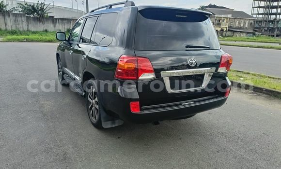 Buy Import Toyota Land Cruiser Black Car in Douala in Littoral Cameroon Buy Import Toyota Land Cruiser Black Car in Douala in Littoral Cameroon