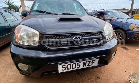 Acheter Occasion Voiture Toyota RAV4 Noir à Yaoundé, Central Cameroon Acheter Occasion Voiture Toyota RAV4 Noir à Yaoundé, Central Cameroon