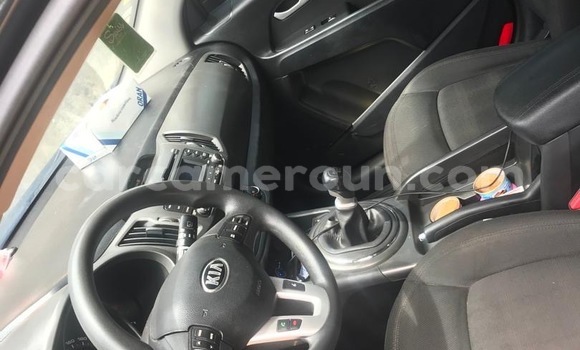 Sayi Sabo Kia Sportage Black Mota in Douala a Ƙasar Kamaru Sayi Sabo Kia Sportage Black Mota in Douala a Ƙasar Kamaru