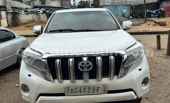 Acheter Neuf Voiture Toyota Prado Blanc à Douala, Littoral Cameroon Acheter Neuf Voiture Toyota Prado Blanc à Douala, Littoral Cameroon
