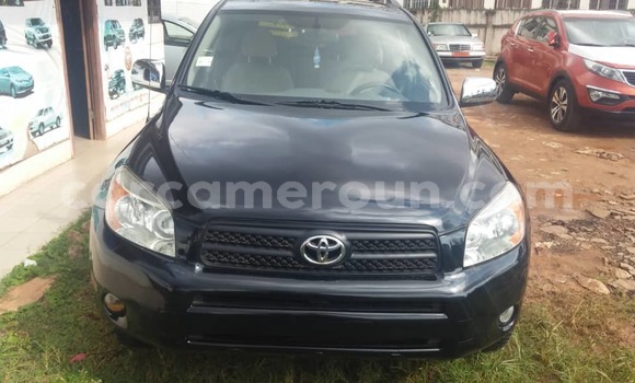 Acheter Occasion Voiture Toyota RAV4 Noir à Yaoundé, Central Cameroon Acheter Occasion Voiture Toyota RAV4 Noir à Yaoundé, Central Cameroon