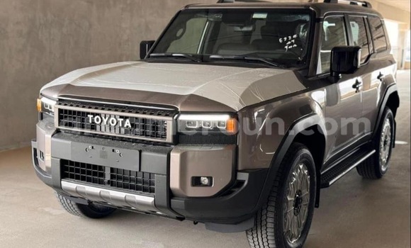 Sayi Sabo Toyota Land Cruiser Sauran Mota in Douala a Ƙasar Kamaru Sayi Sabo Toyota Land Cruiser Sauran Mota in Douala a Ƙasar Kamaru