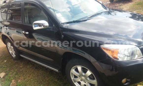 Acheter Occasion Voiture Toyota RAV4 Noir à Yaoundé, Central Cameroon Acheter Occasion Voiture Toyota RAV4 Noir à Yaoundé, Central Cameroon