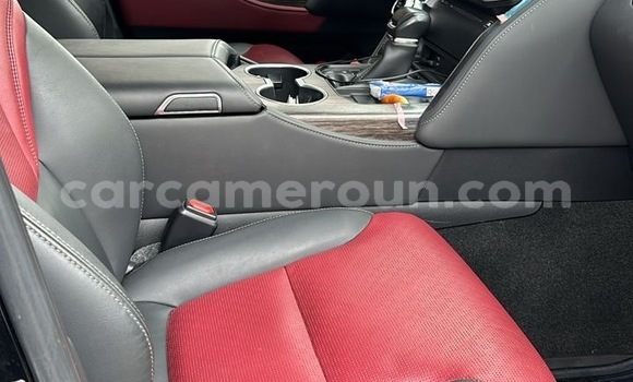 Acheter Neuf Voiture Toyota Land Cruiser Noir à Yaoundé, Central Cameroon Acheter Neuf Voiture Toyota Land Cruiser Noir à Yaoundé, Central Cameroon