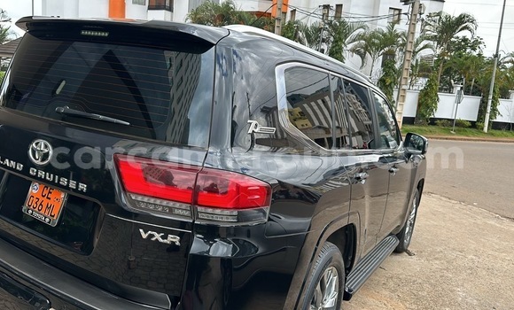 Acheter Neuf Voiture Toyota Land Cruiser Noir à Yaoundé, Central Cameroon Acheter Neuf Voiture Toyota Land Cruiser Noir à Yaoundé, Central Cameroon
