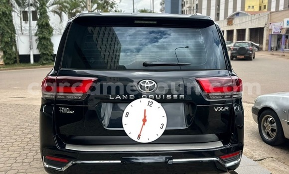 Acheter Neuf Voiture Toyota Land Cruiser Noir à Yaoundé, Central Cameroon Acheter Neuf Voiture Toyota Land Cruiser Noir à Yaoundé, Central Cameroon