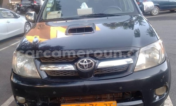 Acheter Occasion Voiture Toyota Hilux Noir à Yaoundé, Central Cameroon