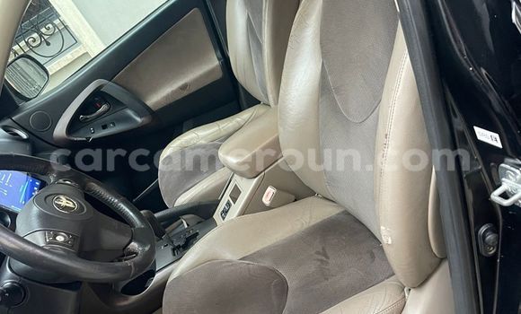Acheter Occasion Voiture Toyota RAV4 Noir à Douala, Littoral Cameroon Acheter Occasion Voiture Toyota RAV4 Noir à Douala, Littoral Cameroon