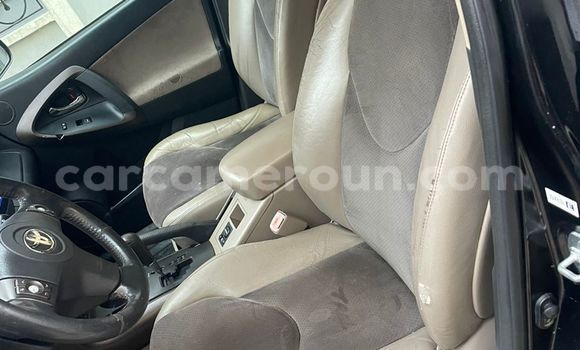 Acheter Occasion Voiture Toyota RAV4 Noir à Douala, Littoral Cameroon Acheter Occasion Voiture Toyota RAV4 Noir à Douala, Littoral Cameroon
