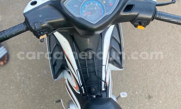 Acheter Occasion Moto Haojue Lucky Blanc à Douala, Littoral Cameroon Acheter Occasion Moto Haojue Lucky Blanc à Douala, Littoral Cameroon