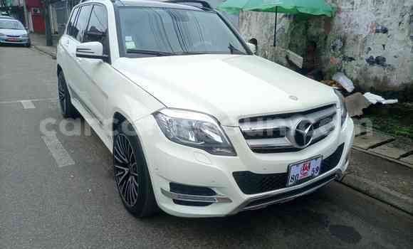 Sayi Na hannu Mercedes‒Benz GLK–Class White Mota in Douala a Ƙasar Kamaru Sayi Na hannu Mercedes‒Benz GLK–Class White Mota in Douala a Ƙasar Kamaru