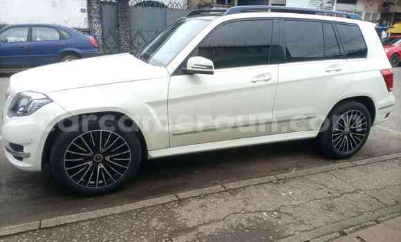 Sayi Na hannu Mercedes‒Benz GLK–Class White Mota in Douala a Ƙasar Kamaru Sayi Na hannu Mercedes‒Benz GLK–Class White Mota in Douala a Ƙasar Kamaru