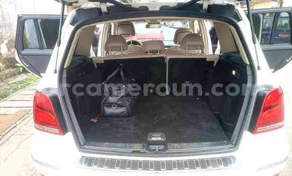 Sayi Na hannu Mercedes‒Benz GLK–Class White Mota in Douala a Ƙasar Kamaru Sayi Na hannu Mercedes‒Benz GLK–Class White Mota in Douala a Ƙasar Kamaru