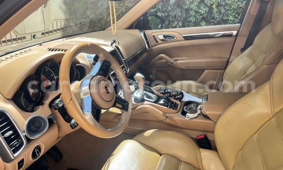 Acheter Neuf Voiture Porsche Cayenne Noir à Douala, Littoral Cameroon Acheter Neuf Voiture Porsche Cayenne Noir à Douala, Littoral Cameroon