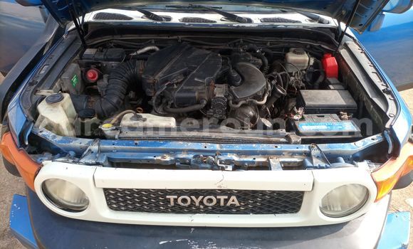 Buy Used Toyota FJ Cruiser Blue Car in Douala in Littoral Cameroon Buy Used Toyota FJ Cruiser Blue Car in Douala in Littoral Cameroon