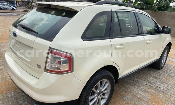 Acheter Import Voiture Ford Edge Blanc à Douala, Littoral Cameroon Acheter Import Voiture Ford Edge Blanc à Douala, Littoral Cameroon