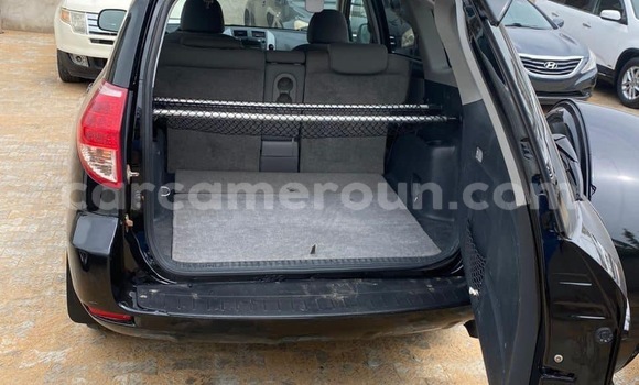Acheter Import Voiture Toyota RAV4 Noir à Douala, Littoral Cameroon Acheter Import Voiture Toyota RAV4 Noir à Douala, Littoral Cameroon