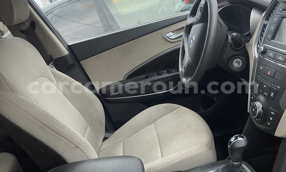 Acheter Import Voiture Toyota IST Blanc à Douala, Littoral Cameroon Acheter Import Voiture Toyota IST Blanc à Douala, Littoral Cameroon