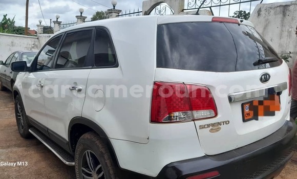 Buy Used Kia Sorento White Car in Douala in Littoral Cameroon Buy Used Kia Sorento White Car in Douala in Littoral Cameroon