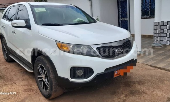 Buy Used Kia Sorento White Car in Douala in Littoral Cameroon Buy Used Kia Sorento White Car in Douala in Littoral Cameroon